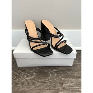NIB Black Strappy 4.5” Heels Size 39 (8.5)